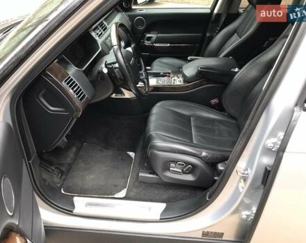 Серый Ленд Ровер Рендж Ровер, объемом двигателя 3 л и пробегом 201 тыс. км за 37900 $, фото 20 на Automoto.ua