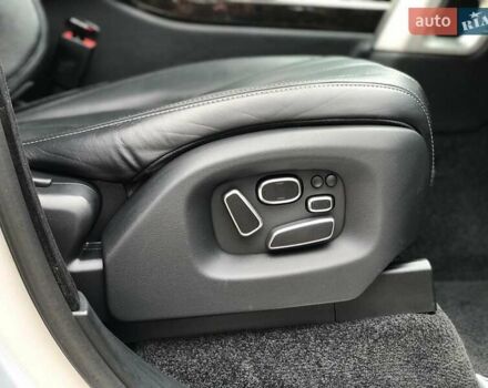 Серый Ленд Ровер Рендж Ровер, объемом двигателя 3 л и пробегом 201 тыс. км за 37900 $, фото 34 на Automoto.ua