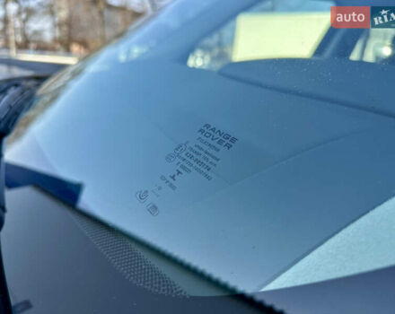 Серый Ленд Ровер Рендж Ровер, объемом двигателя 4.37 л и пробегом 100 тыс. км за 42000 $, фото 61 на Automoto.ua