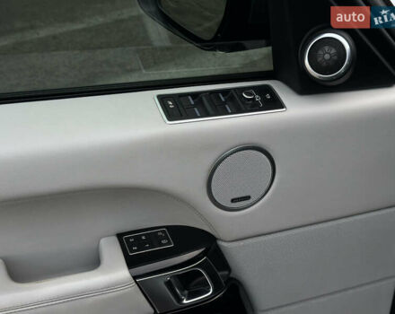 Сірий Ленд Ровер Рендж Ровер, об'ємом двигуна 4.37 л та пробігом 190 тис. км за 29500 $, фото 12 на Automoto.ua