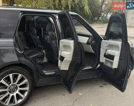 Сірий Ленд Ровер Рендж Ровер, об'ємом двигуна 4.37 л та пробігом 355 тис. км за 29000 $, фото 14 на Automoto.ua