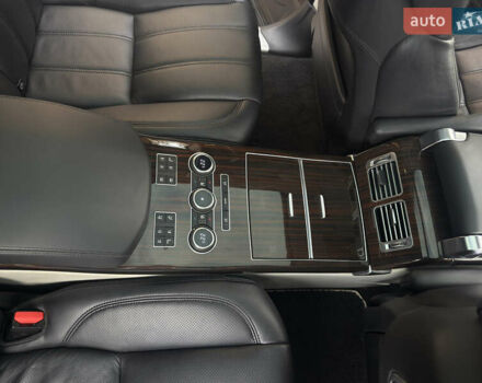 Сірий Ленд Ровер Рендж Ровер, об'ємом двигуна 4.37 л та пробігом 355 тис. км за 29000 $, фото 26 на Automoto.ua