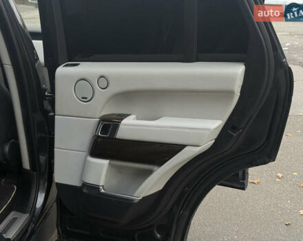 Сірий Ленд Ровер Рендж Ровер, об'ємом двигуна 4.37 л та пробігом 355 тис. км за 29000 $, фото 19 на Automoto.ua