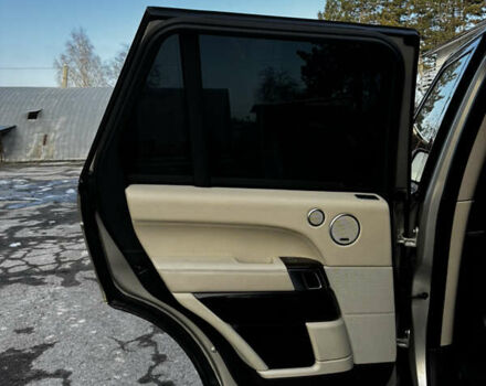 Серый Ленд Ровер Рендж Ровер, объемом двигателя 3 л и пробегом 274 тыс. км за 24000 $, фото 16 на Automoto.ua