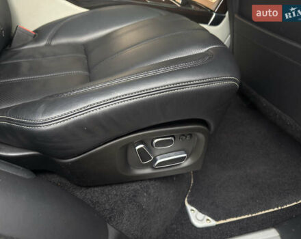 Сірий Ленд Ровер Рендж Ровер, об'ємом двигуна 4.37 л та пробігом 355 тис. км за 29000 $, фото 25 на Automoto.ua