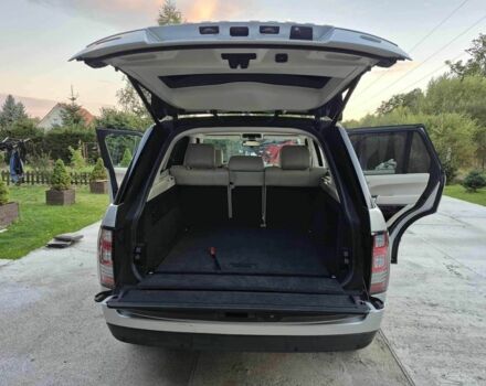 Серый Ленд Ровер Рендж Ровер, объемом двигателя 0 л и пробегом 120 тыс. км за 27000 $, фото 6 на Automoto.ua