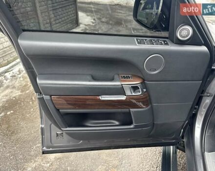 Серый Ленд Ровер Рендж Ровер, объемом двигателя 3 л и пробегом 83 тыс. км за 36900 $, фото 45 на Automoto.ua