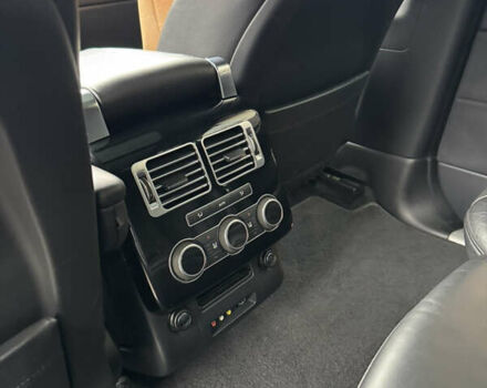 Серый Ленд Ровер Рендж Ровер, объемом двигателя 5 л и пробегом 125 тыс. км за 56000 $, фото 19 на Automoto.ua