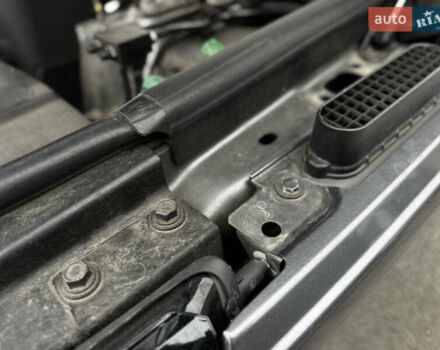 Серый Ленд Ровер Рендж Ровер, объемом двигателя 3 л и пробегом 213 тыс. км за 29999 $, фото 79 на Automoto.ua