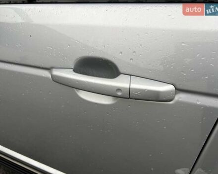 Серый Ленд Ровер Рендж Ровер, объемом двигателя 3 л и пробегом 175 тыс. км за 29999 $, фото 46 на Automoto.ua