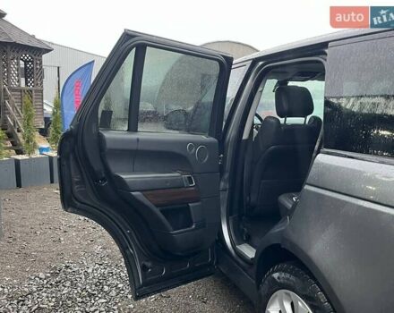 Сірий Ленд Ровер Рендж Ровер, об'ємом двигуна 3 л та пробігом 197 тис. км за 15900 $, фото 22 на Automoto.ua