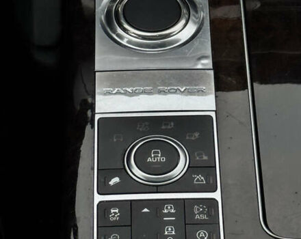 Сірий Ленд Ровер Рендж Ровер, об'ємом двигуна 5 л та пробігом 117 тис. км за 33300 $, фото 30 на Automoto.ua