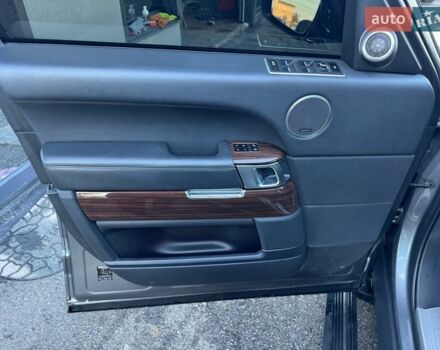 Сірий Ленд Ровер Рендж Ровер, об'ємом двигуна 3 л та пробігом 83 тис. км за 36900 $, фото 160 на Automoto.ua