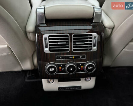 Сірий Ленд Ровер Рендж Ровер, об'ємом двигуна 3 л та пробігом 213 тис. км за 29999 $, фото 48 на Automoto.ua