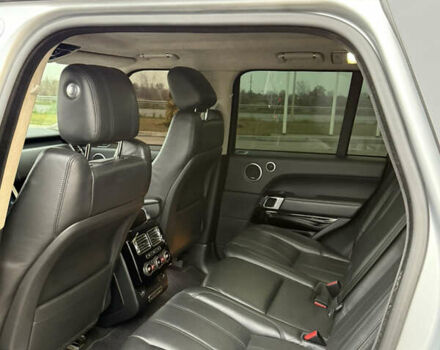 Серый Ленд Ровер Рендж Ровер, объемом двигателя 3 л и пробегом 230 тыс. км за 27000 $, фото 12 на Automoto.ua