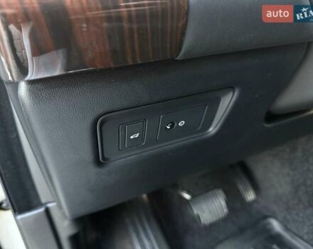 Серый Ленд Ровер Рендж Ровер, объемом двигателя 3 л и пробегом 176 тыс. км за 27800 $, фото 35 на Automoto.ua
