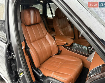 Сірий Ленд Ровер Рендж Ровер, об'ємом двигуна 4.37 л та пробігом 125 тис. км за 40999 $, фото 31 на Automoto.ua