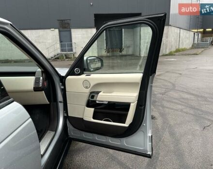 Серый Ленд Ровер Рендж Ровер, объемом двигателя 3 л и пробегом 175 тыс. км за 29999 $, фото 24 на Automoto.ua