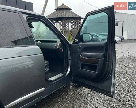 Сірий Ленд Ровер Рендж Ровер, об'ємом двигуна 3 л та пробігом 197 тис. км за 15900 $, фото 18 на Automoto.ua