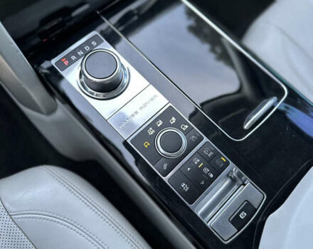 Серый Ленд Ровер Рендж Ровер, объемом двигателя 3 л и пробегом 206 тыс. км за 26100 $, фото 21 на Automoto.ua