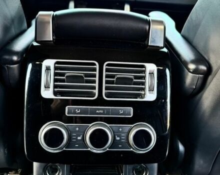 Серый Ленд Ровер Рендж Ровер, объемом двигателя 2.99 л и пробегом 239 тыс. км за 28000 $, фото 17 на Automoto.ua