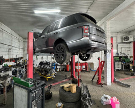 Ленд Ровер Рендж Ровер 2015 в Житомире на Automoto.ua Серый Ленд Ровер Рендж Ровер, объемом двигателя 3 л и пробегом 215 тыс. км за 28200 $, фото 19 на Automoto.ua