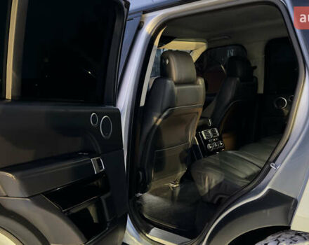 Серый Ленд Ровер Рендж Ровер, объемом двигателя 3 л и пробегом 237 тыс. км за 31000 $, фото 8 на Automoto.ua