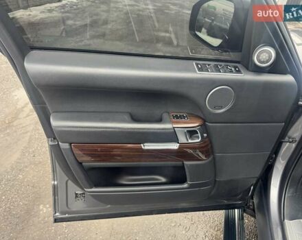 Серый Ленд Ровер Рендж Ровер, объемом двигателя 3 л и пробегом 83 тыс. км за 36900 $, фото 145 на Automoto.ua