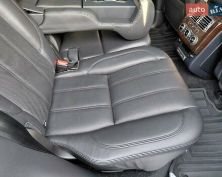 Серый Ленд Ровер Рендж Ровер, объемом двигателя 2.99 л и пробегом 204 тыс. км за 35000 $, фото 59 на Automoto.ua