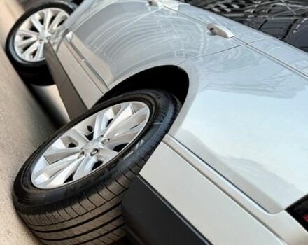 Серый Ленд Ровер Рендж Ровер, объемом двигателя 3 л и пробегом 216 тыс. км за 36996 $, фото 30 на Automoto.ua