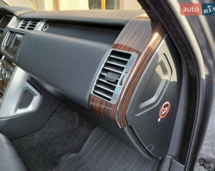 Серый Ленд Ровер Рендж Ровер, объемом двигателя 2.99 л и пробегом 204 тыс. км за 35000 $, фото 67 на Automoto.ua