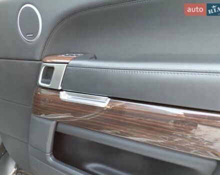 Серый Ленд Ровер Рендж Ровер, объемом двигателя 2.99 л и пробегом 204 тыс. км за 35000 $, фото 77 на Automoto.ua