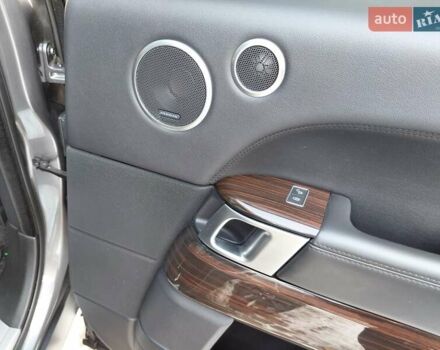 Серый Ленд Ровер Рендж Ровер, объемом двигателя 2.99 л и пробегом 204 тыс. км за 35000 $, фото 61 на Automoto.ua