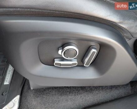 Серый Ленд Ровер Рендж Ровер, объемом двигателя 2.99 л и пробегом 204 тыс. км за 35000 $, фото 98 на Automoto.ua