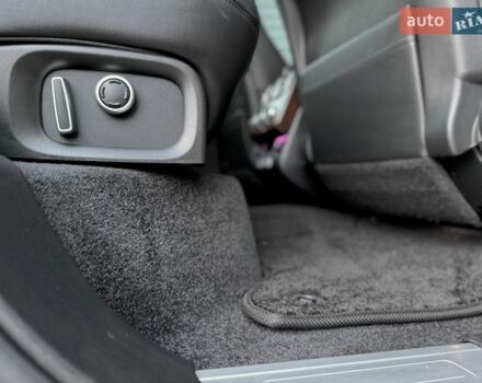 Серый Ленд Ровер Рендж Ровер, объемом двигателя 3 л и пробегом 216 тыс. км за 36996 $, фото 72 на Automoto.ua