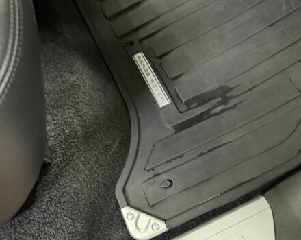 Серый Ленд Ровер Рендж Ровер, объемом двигателя 2.99 л и пробегом 210 тыс. км за 41000 $, фото 23 на Automoto.ua