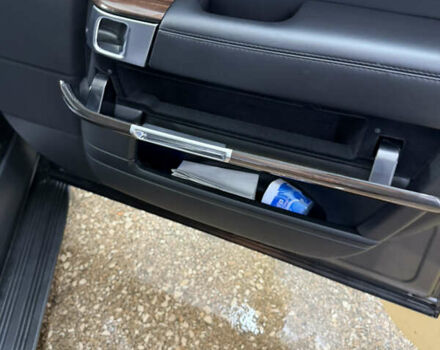 Серый Ленд Ровер Рендж Ровер, объемом двигателя 2.99 л и пробегом 210 тыс. км за 41000 $, фото 19 на Automoto.ua