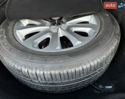 Серый Ленд Ровер Рендж Ровер, объемом двигателя 3 л и пробегом 216 тыс. км за 36996 $, фото 68 на Automoto.ua