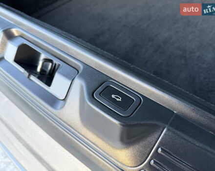 Серый Ленд Ровер Рендж Ровер, объемом двигателя 3 л и пробегом 190 тыс. км за 39500 $, фото 14 на Automoto.ua