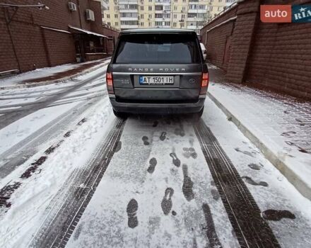 Сірий Ленд Ровер Рендж Ровер, об'ємом двигуна 4.37 л та пробігом 198 тис. км за 41000 $, фото 4 на Automoto.ua