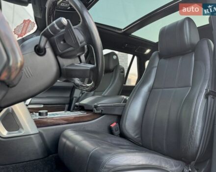 Серый Ленд Ровер Рендж Ровер, объемом двигателя 3 л и пробегом 216 тыс. км за 36996 $, фото 5 на Automoto.ua