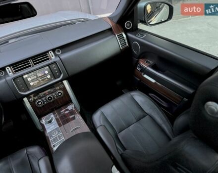 Серый Ленд Ровер Рендж Ровер, объемом двигателя 3 л и пробегом 216 тыс. км за 36996 $, фото 75 на Automoto.ua