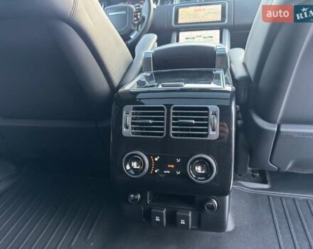 Серый Ленд Ровер Рендж Ровер, объемом двигателя 5 л и пробегом 158 тыс. км за 63900 $, фото 78 на Automoto.ua