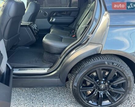 Серый Ленд Ровер Рендж Ровер, объемом двигателя 5 л и пробегом 158 тыс. км за 57000 $, фото 48 на Automoto.ua