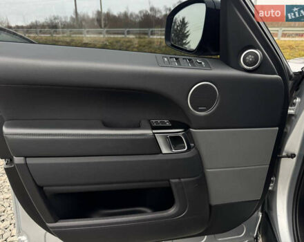 Сірий Ленд Ровер Рендж Ровер, об'ємом двигуна 2.99 л та пробігом 146 тис. км за 31999 $, фото 59 на Automoto.ua