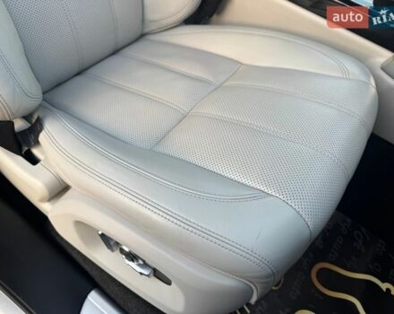 Серый Ленд Ровер Рендж Ровер, объемом двигателя 3 л и пробегом 153 тыс. км за 29900 $, фото 58 на Automoto.ua