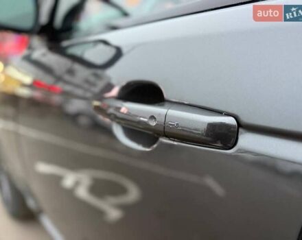 Сірий Ленд Ровер Рендж Ровер, об'ємом двигуна 5 л та пробігом 156 тис. км за 66990 $, фото 8 на Automoto.ua