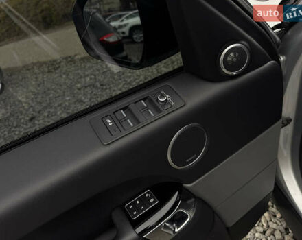 Сірий Ленд Ровер Рендж Ровер, об'ємом двигуна 2.99 л та пробігом 146 тис. км за 31999 $, фото 60 на Automoto.ua