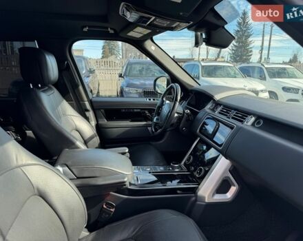 Серый Ленд Ровер Рендж Ровер, объемом двигателя 5 л и пробегом 158 тыс. км за 57000 $, фото 2 на Automoto.ua