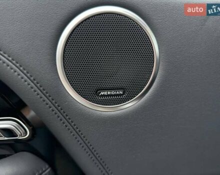 Сірий Ленд Ровер Рендж Ровер, об'ємом двигуна 5 л та пробігом 156 тис. км за 66990 $, фото 16 на Automoto.ua